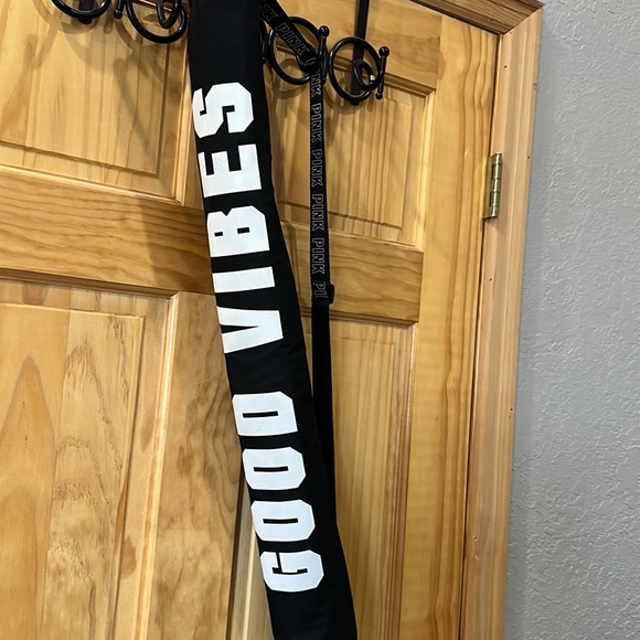 Victoria’s Secret Pink Can Cooler - Picture 5 of 6